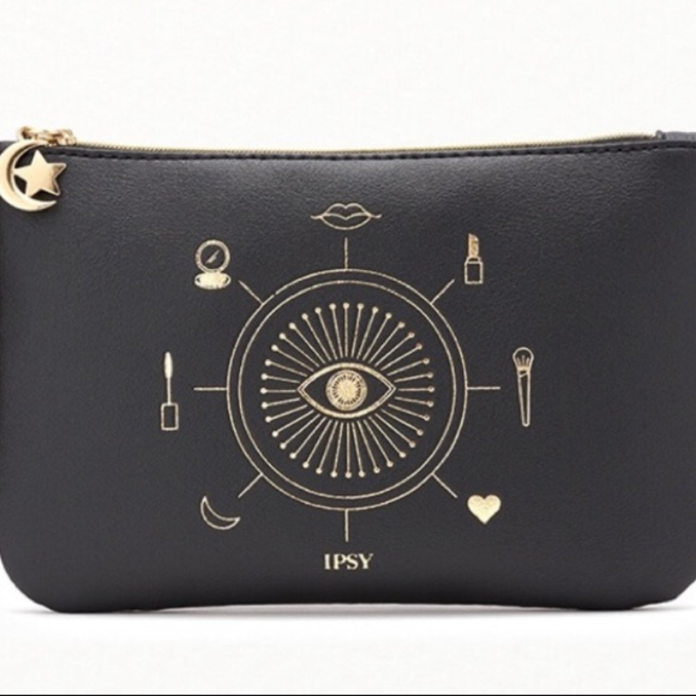 NEW! NWOT make up bag!